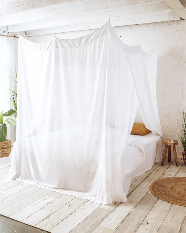 Mosquitera para cama doble de bambú CHIMAI en blanco - ancho 160 cm.